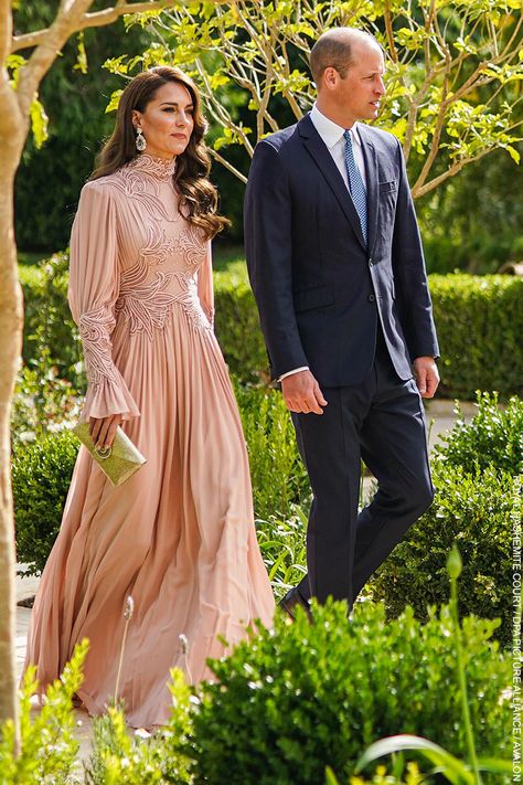 Jordan Wedding, Elie Saab Gowns, Looks Kate Middleton, Easter Dresses For Toddlers, Princess Victoria Of Sweden, Weddings By Color, Moda Chic, Family Fashion, Prince William And Kate