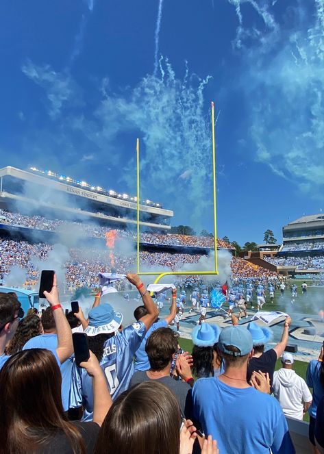 North Carolina College Aesthetic, Unc College Aesthetic, Unc Field Hockey, Uncw Aesthetic, University Of North Carolina Chapel Hill, Unc Chapel Hill Aesthetic, Unc Aesthetic, Unc Game Day, Unc Campus