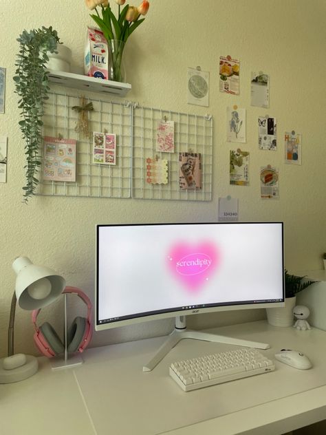 danish pastel desk setup room inspo aesthetic plant wall prints wall grid pc Aesthetic Wall Grid Ideas, Wall Grid Aesthetic, Pastel Desk Setup, Anime Desk Setup, Plant Wall Prints, Aesthetic Pc Setup, Pc Setup Aesthetic, Wall Art Corner, Room Inspo Aesthetic