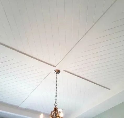 15 Amazing Shiplap Ceiling Ideas to Spruce Up Your Roof - Architectures Ideas Shiplap Ceiling In Bedroom, Shiplap Ceiling Vaulted, Faux Shiplap Ceiling, Shiplap On Ceiling, Bedroom With Shiplap, Shiplap Boards, Installing Shiplap, Deck Flooring, Shiplap Ceiling