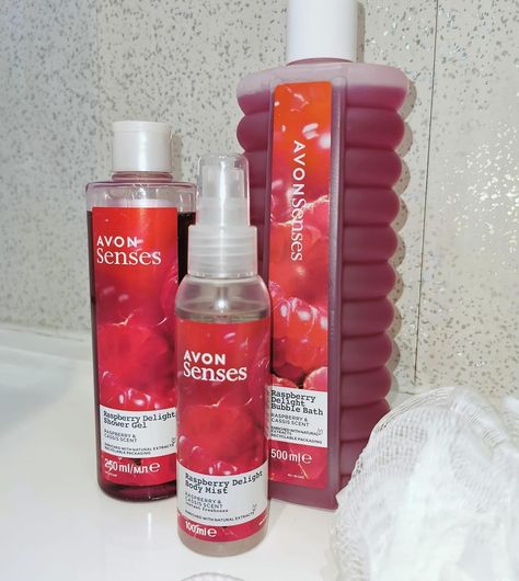 Raspberry Delight Set 😍 https://online.shopwithmyrep.co.uk/avon/beccajm07 Avon Products, Avon Skin So Soft, Avon Fragrance, Avon Perfume, Avon Lady, Avon Beauty, Bubble Bath, Body Mist, Skin So Soft