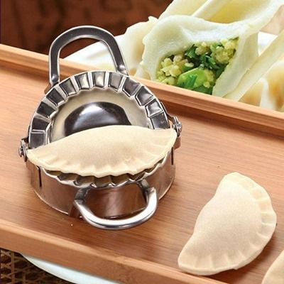 Katpa Ideas on Twitter: "😍 ❤️ Get your kitchen chores done easily and more conveniently! ️ Make dumplings quickly and easily. Easy to use and clean. Get it here❤️ https://t.co/JexqMXt56o… https://t.co/pwButZnRBY" Empanada Maker, Pie Mold, Pastry Kitchen, Dumpling Maker, How To Make Dumplings, Calzone Pizza, Dough Press, Mini Torte, Dumpling Wrappers