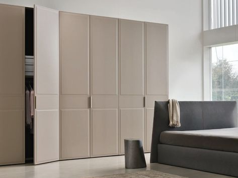 Tanned leather wardrobe TRENCH By JESSE Wardrobe Makeover Ideas, Italian Wardrobe, Leather Door, Moon Palace, Wardrobe Door Designs, Wardrobe Makeover, Bedroom Cupboard Designs, Wardrobe Interior Design, Hanging Door