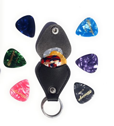 Black Guitar Pick, Guitar Pick Holder, Black Guitar, Guitar Acoustic, Pick Holder, Random Colors, Guitar Picks, String Instruments, General Store