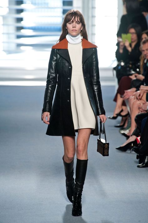 The 10 Things You'll Be Wearing All Fall Vuitton Outfit, Louis Vuitton Collection, Fall 2014 Fashion, London Fashion Weeks, Runway Outfits, Fashion Week Spring 2014, Paris Mode, Catwalk Fashion, Fashion Articles