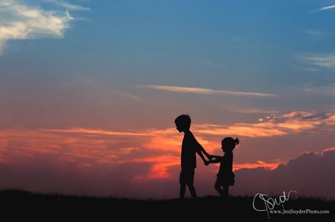 Aesthetic Siblings Brother And Sister Wallpaper, Brother Sister Aesthetic Wallpaper, Brother And Sister Silhouette, Brother And Sister Aesthetic Photography, Brother Sister Silhouette, Brother Sister Wallpaper, Sibling Love Aesthetic, Siblings Brother And Sister Aesthetic, Sister And Brother Aesthetic