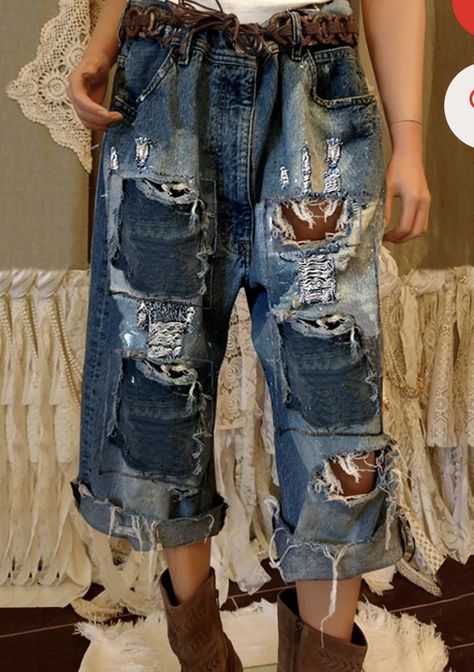 Denim Style Casual, Upcycle Clothing, Wide Leg Denim Jeans, Dark Blue Denim Jeans, Fashion Crafts, Chic Pants, Fashion Tops Blouse, Patchwork Jeans, Upcycled Fashion