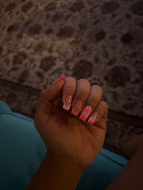 Yk2 Nails Pink, Yk2 Aesthetic Nails, Pink Star Nails Y2k, Yk2 Nails Aesthetic, Hard Nails Designs, Short Short Nail Designs, Y2k Summer Nails, Simple Short Square Nails, Nail Inspo Funky