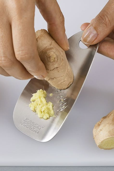 Apartment Details, Ginger Grater, Ginger Roots, Ginger Paste, Garlic Grater, Innovative Kitchen, House Essentials, Healthy Food Dishes, The Container Store