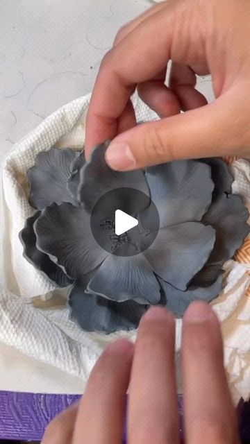 How To Make Ceramic, Exterior Christmas, Pottery Videos, Clay Wall Art, Pottery Handbuilding, Flower Sculptures, Stovetop Potpourri, Slab Pottery, Pottery Crafts