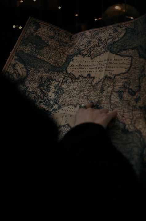 Dark Academia Map, Maps Aesthetic, Dark Acadamia, A Darker Shade Of Magic, Magic Aesthetic, Dark Academia Aesthetic, Secret Society, The Secret History, Fantasy Aesthetic