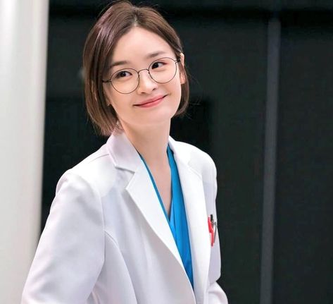 Jeon Mido Hospital Playlist, Song Hwa Hospital Playlist, Chae Songhwa, Chae Song Hwa, Jeon Mido, I Am A Doctor, Doctor Coat, Medical Pictures, Hospital Playlist