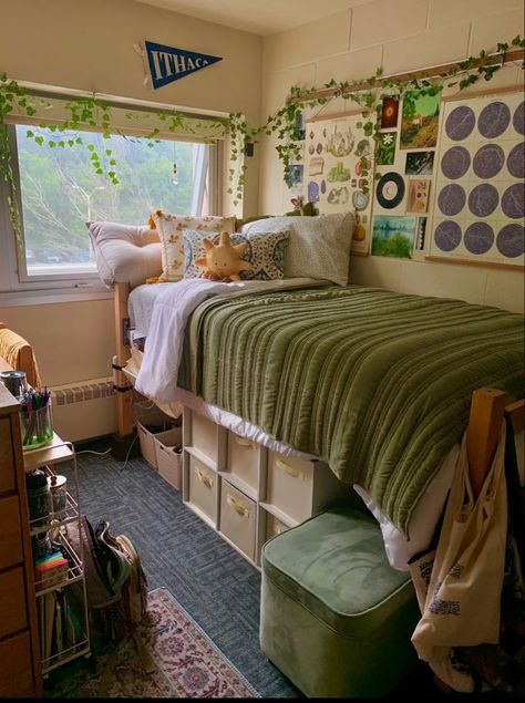 Simple Aesthetic Dorm Room, Green Dorm Inspiration, Weird Corner In Bedroom, Forest Dorm Room Aesthetic, Green Earthy Room Aesthetic, College Dorm Room Ideas Green Aesthetic, College Dorm Room Minimalist, 3 Bed Dorm Room Layout, Stony Brook University Dorms