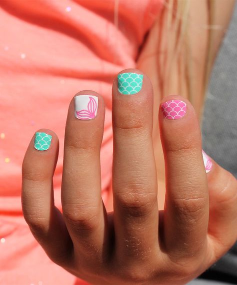 Kids Manicure, Cruise Nails, Mermaid Nail, Kids Nail Designs, Nail Art For Kids, Cute Nail Polish, Minimal Nails Art, Magical Mermaid, Mermaid Nails