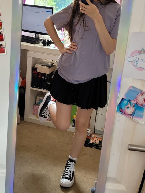 Outfit inspo | summer outfit | platform converse | converse move | sporty casual outfit | slazenger skirt | pleated skirt | girls | women's | Converse Move Platform Outfit, Skirt And Converse Outfit, Converse Move, Sporty Casual Outfits, Girl Skirts, Converse Platform, Platform Converse, Outfit Inspo Summer, Sporty Casual