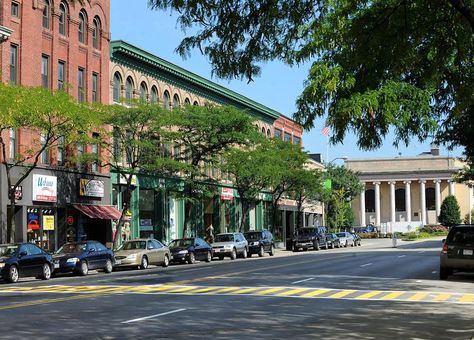 This is a shot of Downtown Framingham, MA. Framingham is my hometown, and I can't wait to get back there. Framingham Massachusetts, Real Estate Guide, Top Realtor, Managed It Services, Buyers Agent, First Time Home Buyers, Best Places To Live, Architectural Features, Live In The Now