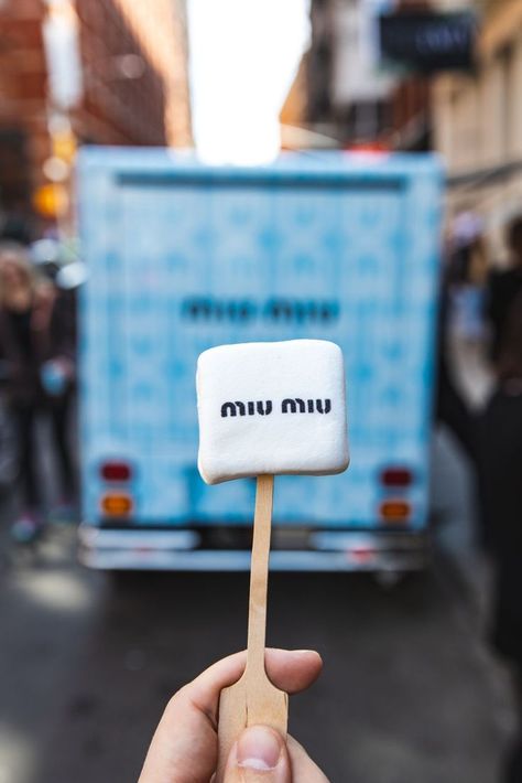 Miu-Miu branded marshmallow and branded vehicle Miu Miu Pop Up Store, Interactive Store Design, Cool Pop Up Shops, Fashion Activation Ideas, Brand Experience Event, Fashion Brand Activation Ideas, Pop Up Retail Design, Event Pop Up, Brand Event Activation