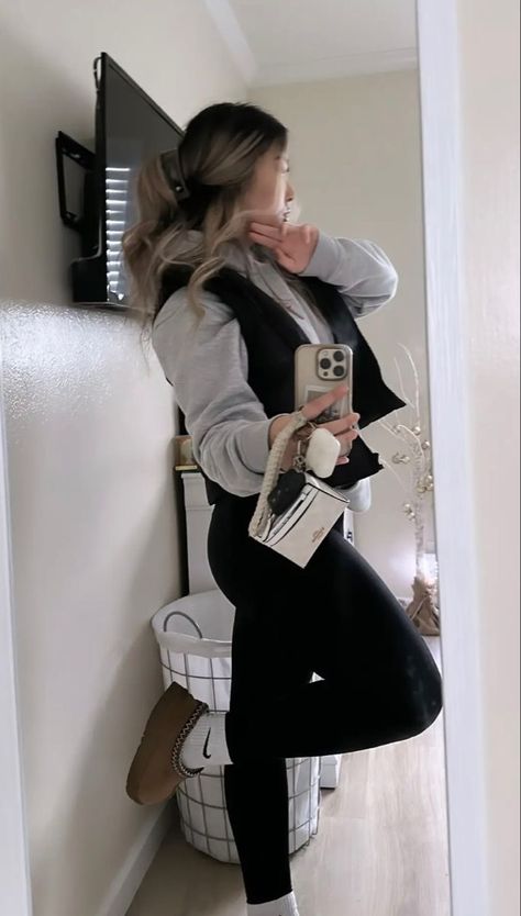 Cute Outfits School, Grade Goals, Pakaian Hipster, Stile Blair Waldorf, Winter Mode Outfits, Adrette Outfits, Mode Emo, Latina Fashion Outfits, Fest Outfits