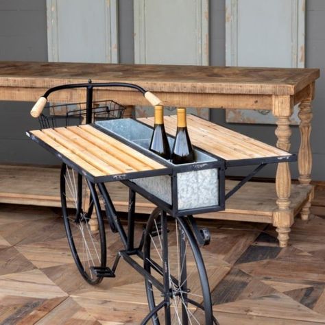 Bicycle Bar Ideas, Bike Furniture, Bicycle Table, Entertaining Room, Crazy Furniture, Bicycle Bar, Bike Diy, Wheel Cake, Farmhouse End Tables