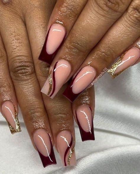 Burgundy Fall Nails Acrylic, Burgundy Formal Nails, Yellow And Burgundy Nails, Fall Designs For Nails Autumn, Burgundy And Gold Nails Short, Acrylic Nail Fall Designs, Simple Nail Designs Autumn, Burgundy Christmas Nail Ideas, Burgundy Nail Designs Fall