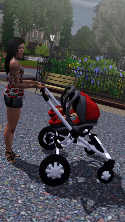 FOLLOWERS GIFT - QUINNY BUZZ 4 WHEELER TWINS VERSIONHey guys! How’re you? I hope that you’re fine! Well, as I posted, here is the stroller that won the pol! It’s a conversion that I edited almost 2 years ago for Jasminne and Christian and I decided... Sims 4 Twin Stroller Cc, Sims 3 Stroller, Sims 4 Stroller Mod, Sims Infant, Runes Tattoo, The Sims 4 Bebes, Disney Stroller, Quinny Stroller, Toddler Stroller