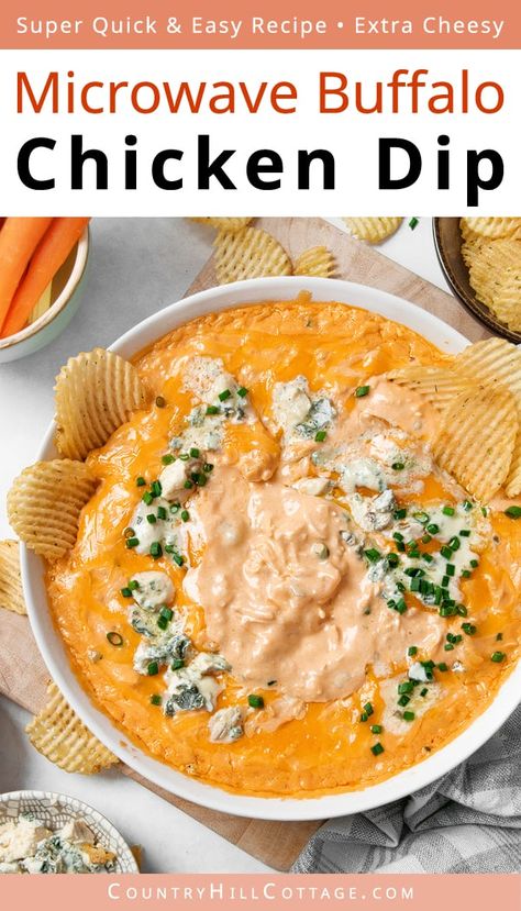 Buffalo Chicken Dip Microwave, Buff Chicken Dip, Easy Chicken Dips, Spicy Dip Recipes, Hot Wing Dip, Buffalo Dip Recipe, Chicken Cheese Dip, Hot Sauce Chicken, Chicken Wing Dip