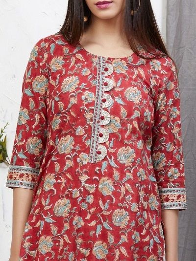 Trendy Kurti Neck Designs For Front (2021) Printed Kurti Designs, Trendy Kurti, Kurta With Palazzo, Salwar Neck Designs, Indian Kurti Designs, Kurti Sleeves Design, New Kurti Designs, Simple Kurta Designs, Designer Kurti Patterns