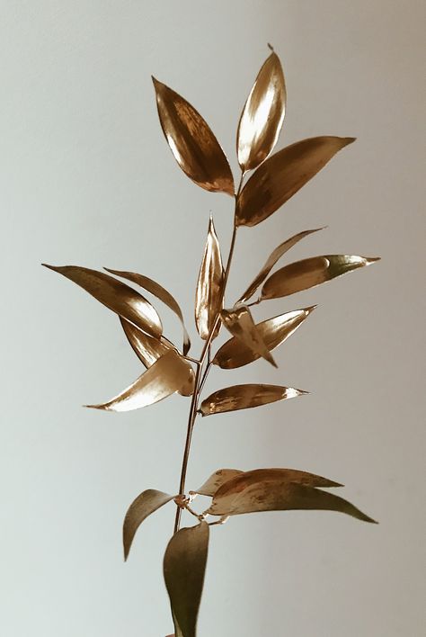 Gold Flower Aesthetic, Casablanca Party, Myth Aesthetic, Holiday Luncheon, 1st Birthday Wishes, House Outfit, Foliage Arrangements, Gold Foliage, Colors Inspiration