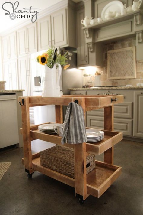 This looks like a perfect cart to make for the garage as a work / storage bench that is moveable! Moveable Storage, Diy Kitchen Cart, Pallet Kitchen Island, Craft Storage Cart, Kitchen Island On Wheels, Pallet Kitchen, Kitchen Island Plans, Cart Ideas, Island Cart