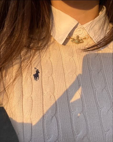 Long Sleeve Polo Outfit Women, Polo Ralph Lauren Women Outfits, Sixth Form Outfits, Money Clothes, Polo Outfit, Skandinavian Fashion, Populaire Outfits, Aesthetic Women, Elegantes Outfit