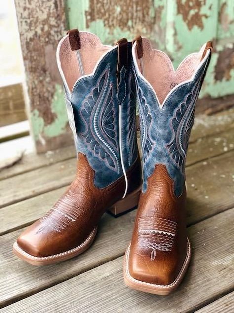 Womens Western Boots Square Toe, Square Toe Cowboy Boots Women, Square Cowboy Boots, Womens Square Toe Cowboy Boots, Ariat Boots Women's, Cowgirl Boots Ariat, Square Toe Boots Cowgirl, Womens Square Toe Boots, Cow Girl Boots