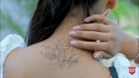 Naira Kaira Yrkkh, Girls Dps, Cutest Couple Ever, Shivangi Joshi, Crown Ring, Together Forever, Romantic Love, Lotus Flower Tattoo, Behind Ear Tattoo