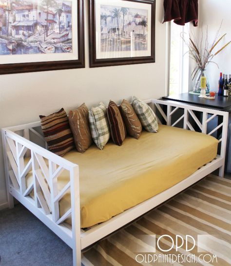 Sofa Daybed, Diy Furniture Building, Diy Daybed, Diy Bed Frame, Bed Plans, Day Bed, Diy Sofa, Diy Furniture Couch, Couch Furniture