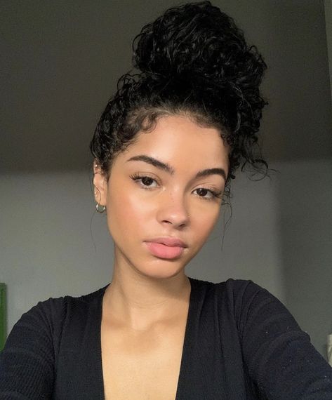 Hairstyles Instagram, Biracial Women, Instagram Hairstyles, Big Box Braids Hairstyles, Body References, Pretty Skin Care, Profile On Instagram, Pretty Skin, 8k Followers