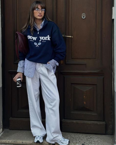 Miu Miu Sneakers Outfit, Prada Sneakers Outfit, Casual Cool Outfits, Abercrombie Style, Button Up Shirt Outfit, Casual Sporty Outfits, Fashion Trend Forecast, Navy Outfit, Winter Outfit Inspiration