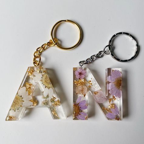 A customized keychain will be the best and unique gift for you or your loved ones. There will be no other exact same keychain as the one I will make for you! (gift for her, gift for him, valentines gift, personalised gifts, customised gift) Kids Craft Storage, Diy Fall Wedding Decorations, Diy Resin Keychain, Customized Keychain, Flower Shop Decor, Wall Hanging Ideas, Keychain Resin, Letter Keychain, Stylish Alphabets