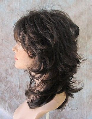 ♥ lots of layers Short Feathery Haircuts, Brown Subtle Highlights, Short Feathered Hairstyles, Long Shag Haircut Choppy Layers, Medium Wig, Wig Brown, Choppy Bangs, Subtle Highlights, Hair Inspiration Short