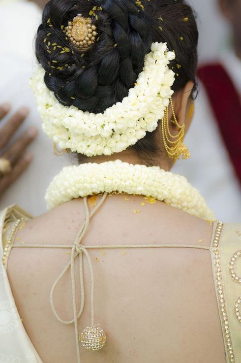 updo hairstyle for Indian wedding Wedding Hairstyles For Women, Hairstyles For Indian Wedding, Bride Updo, Bridal Hairdo, Indian Wedding Hairstyles, Bridal Hair Updo, South Indian Bride Hairstyle, Indian Bride Hairstyle, South Indian Weddings