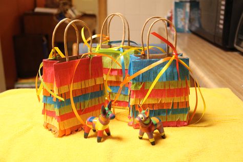 Mexican Goodie Bags, Three Esta, Encanto Theme, Mexican Pinata, Bautizo Ideas, Christmas Goodie Bags, Goodie Bags For Kids, Mexican Gifts, Mexican Birthday