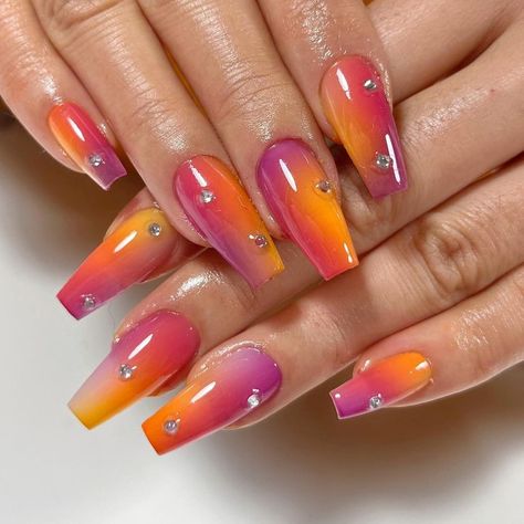 Aura nails are such a fun and aesthetic nail design that's so trendy right now! Check out these cute aura nails to inspire your next manicure... Aura Nail Designs, Aesthetic Nail Design, Pretty Aura, Aura Nail, Aesthetic Nail, Aura Nails, Nail Trend, Best Nail, Cute Acrylic Nails