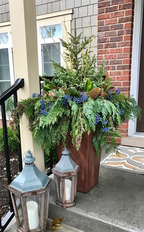 Christmas Window Boxes, Winter Container Gardening, Winter Decor Ideas, Outdoor Christmas Planters, Christmas Urns, Holiday Planter, Winter Planter, Blue Berries, Christmas Pots