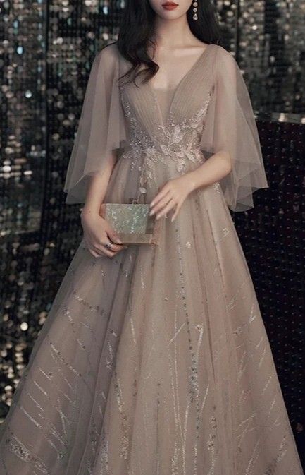 Wedding Dress Websites, Gaun Tulle, Dress Pesta, Stunning Prom Dresses, Muslim Fashion Dress, Prom Dress Inspiration, Engagement Dresses, Pretty Prom Dresses, Fairytale Dress