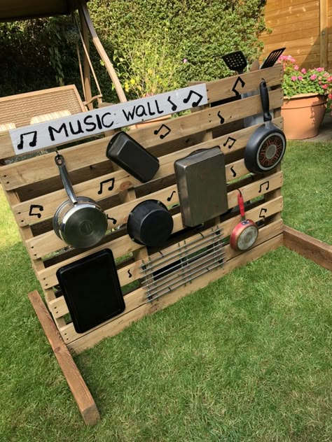 Music Wall Eyfs Outdoor Play, Diy Preschool Classroom Furniture, Outdoor Music Wall For Kids, Ks1 Outdoor Area Ideas, Natural Play Spaces Early Childhood, Outdoor Play Eyfs, Early Years Outdoor Area Ideas, Outdoor Area Eyfs, Eyfs Outdoor Area On A Budget