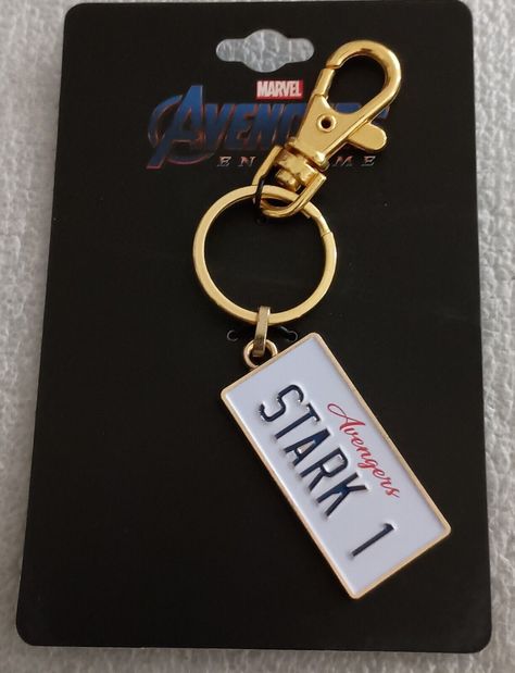 Marvel Merch Clothes, Tony Stark Party, Marvel Gifts For Him, Marvel Clay Ideas, Endgame Tony Stark, Marvel Calendar, Tony Stark Art, Dc Jewelry, Marvel Merch