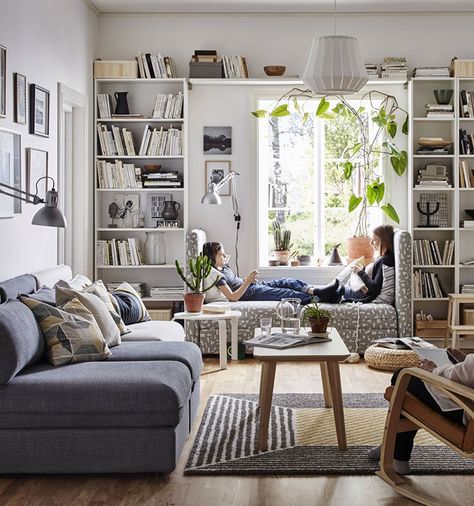 Living Room With Bookshelves, Ikea Billy Bookcase White, Room With Bookshelves, Billy Ikea, Ikea Living Room, Ikea Billy Bookcase, Decor Ikea, Small Apartment Living Room, White Bookcase