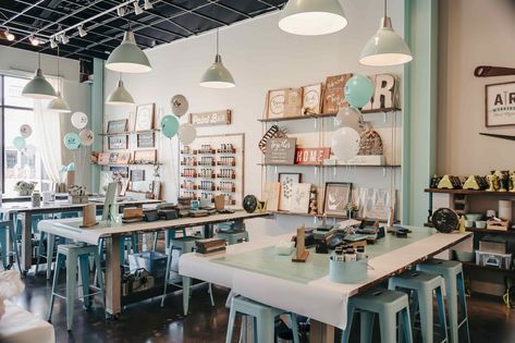 Welcome to Florida, AR Workshop Fort Myers - AR Workshop Franchising Commercial Art Studio, Creative Workshop Space, Bible Recap, Welcome To Florida, Creative Studio Space, Pottery Cafe, Craft Workshop, Potters Clay, Art Studio Space