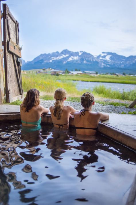 Sawtooth Mountains Idaho, Idaho Hot Springs, Stanley Idaho, Idaho Adventure, Idaho City, Visit Idaho, Sawtooth Mountains, Idaho Travel, Hot Pools