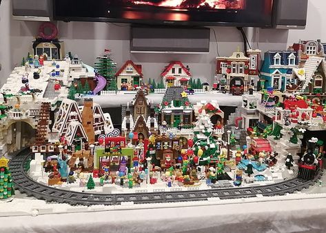 LEGO Winter Village Dioramas & Display Ideas Lego Holiday Village Display Ideas, Lego Village Display, Winter Lego Ideas, Lego Christmas Village Diy, Christmas Village With Train Display, Lego Holiday Village, Christmas Lego Display, Lego Winter Village Display Ideas, Lego Village Ideas