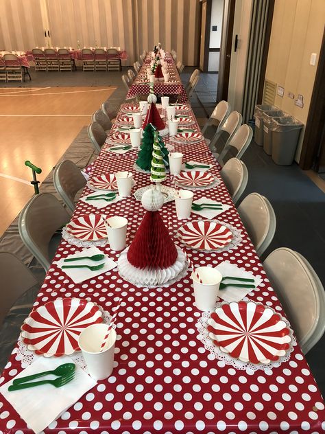 Work Christmas Table Decorations, Friendsmas Christmas Party Ideas, Christmas Decor Ideas Party Table, Tacky Christmas Table Decor, Christmas Potluck Decor, Fun Christmas Party Decorations, Ward Christmas Party Table Decorations, Christmas Breakfast Party Decorations, Children’s Church Christmas Party