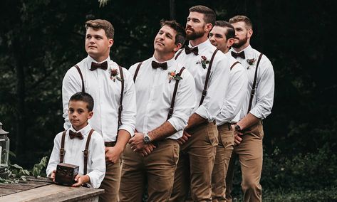 Country Groomsmen Attire, Groomsmen Attire Fall Wedding, Casual Groomsmen Attire, Groomsmen Wedding Gifts, Country Groomsmen, Fall Groomsmen, Country Wedding Groomsmen, Country Wedding Attire, Rustic Groomsmen Attire